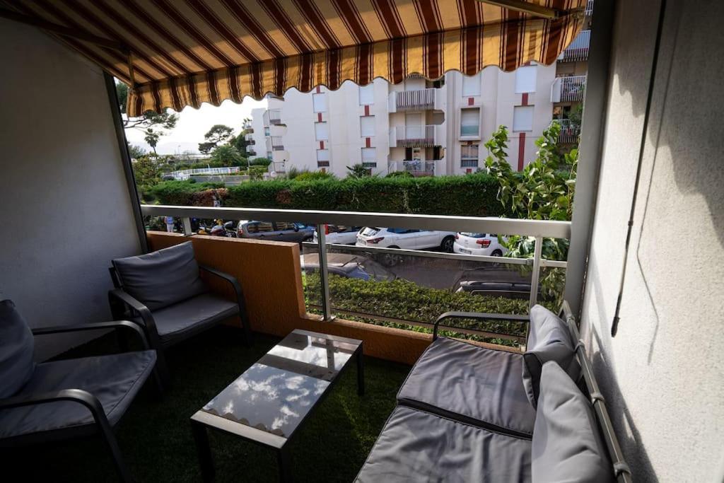 Appartement A Santa Lucia Vue Mer Saint-Raphaël Exterior foto